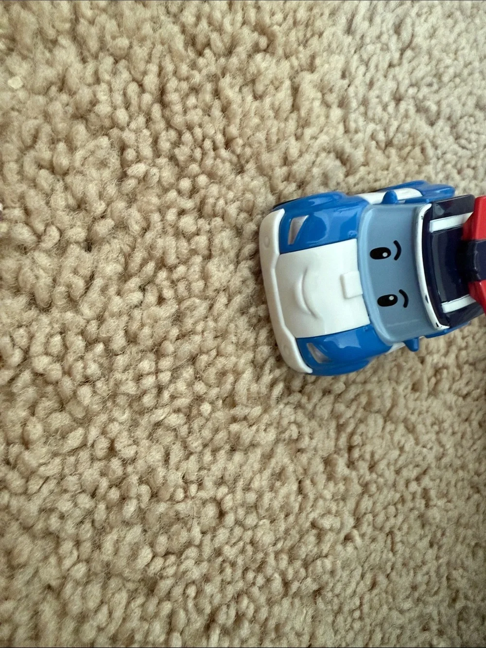 Robo cop Poli Police Toy Car with Red Light Bar